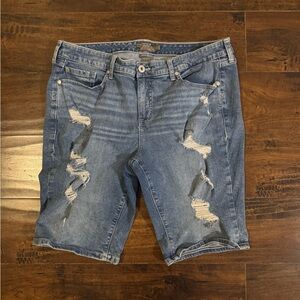 Women’s Torrid Jean Shorts Size 18